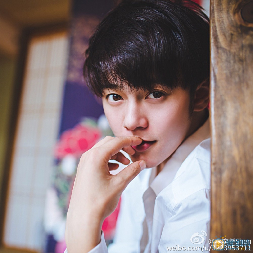 李俊辰唯美帅气写真 李俊辰高清写真_李俊辰高清剧照