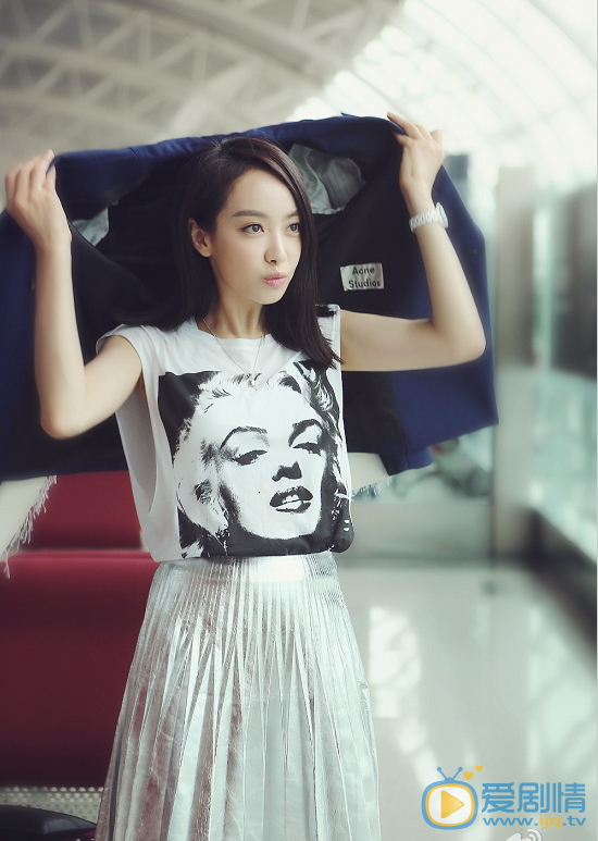 宋茜卖萌照 宋茜高清写真_宋茜高清剧照