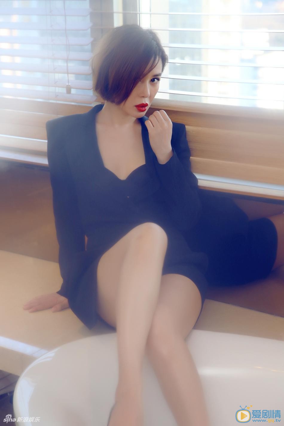 余男妖娆妩媚写真 余男高清写真_余男高清剧照