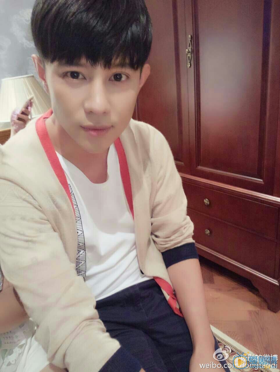 职场是个技术活张远扮演者杨彤写真生活照