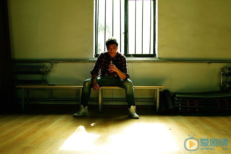 姚奕辰绅士大片 姚奕辰高清写真_姚奕辰高清剧照