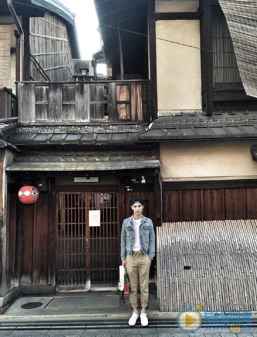 秦亦铭随性街拍 秦亦铭高清写真_秦亦铭高清剧照