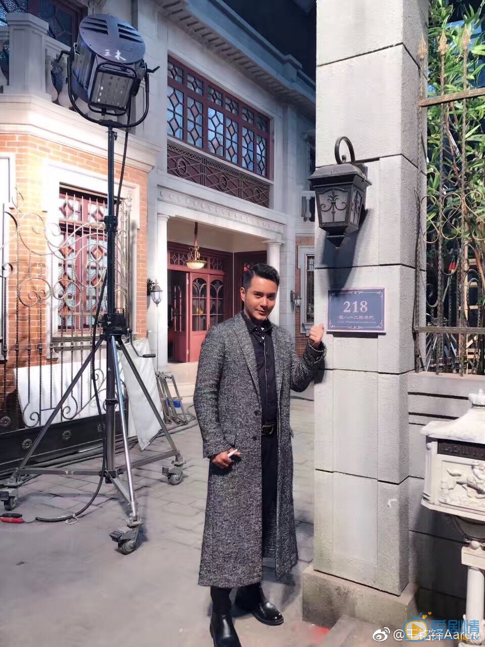 王铭铎片场照 王铭铎高清写真_王铭铎高清剧照