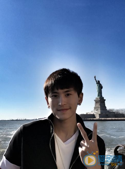 张哲瀚生活照 张哲瀚高清写真_张哲瀚高清剧照