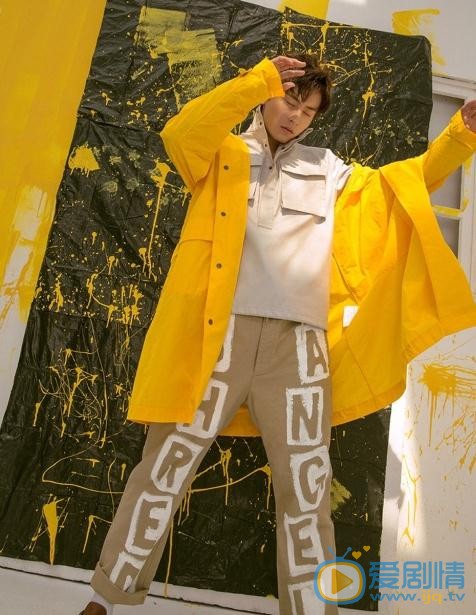 张哲瀚街拍写真 张哲瀚高清写真_张哲瀚高清剧照