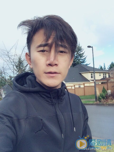 康杰生活照 康杰高清写真_康杰高清剧照
