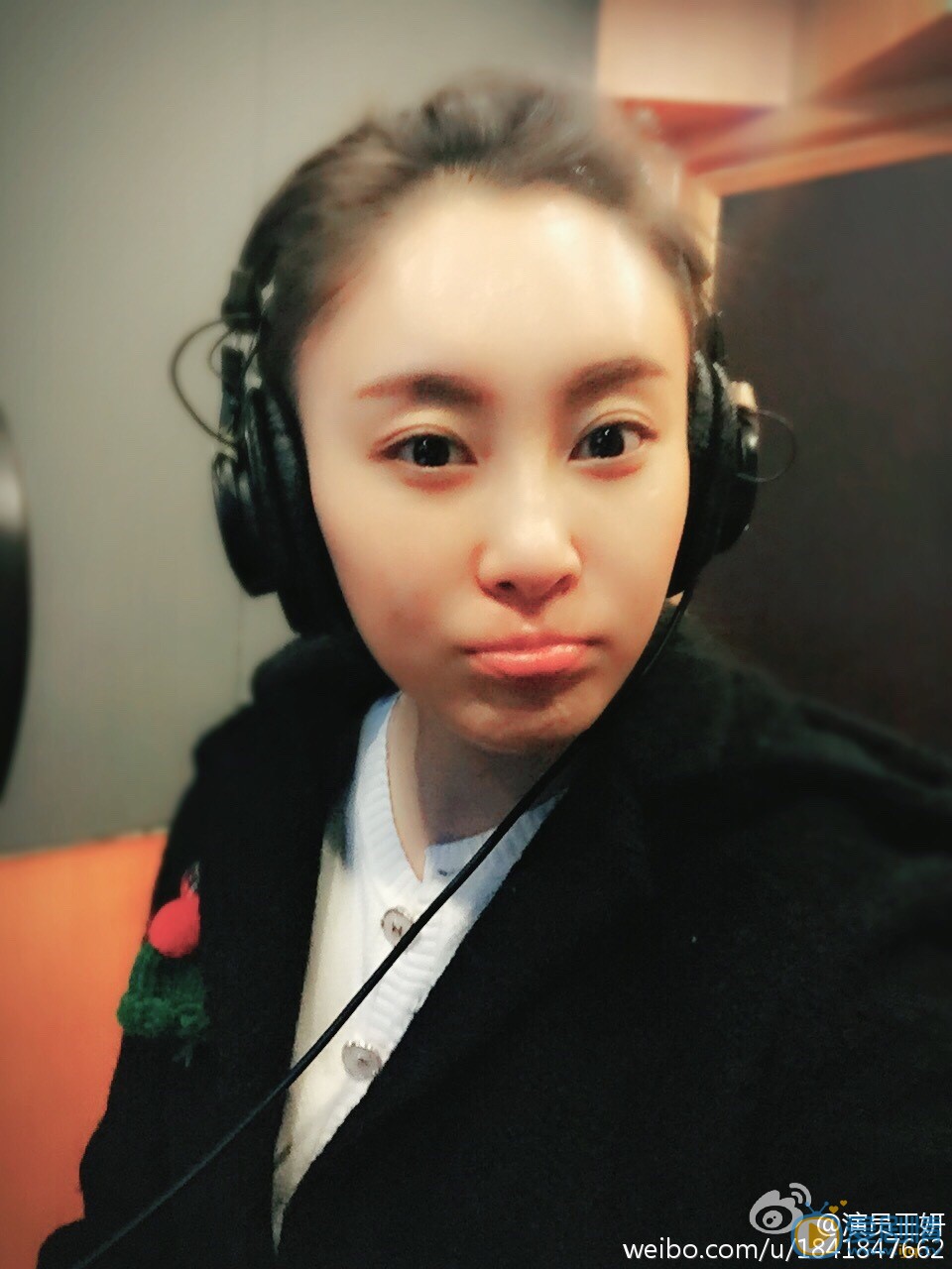 王泇淇嘟嘴卖萌照 王泇淇高清写真_王泇淇高清剧照