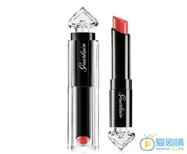 欢乐颂2曲筱绡用的粉饼和口红是什么牌子？多少钱？