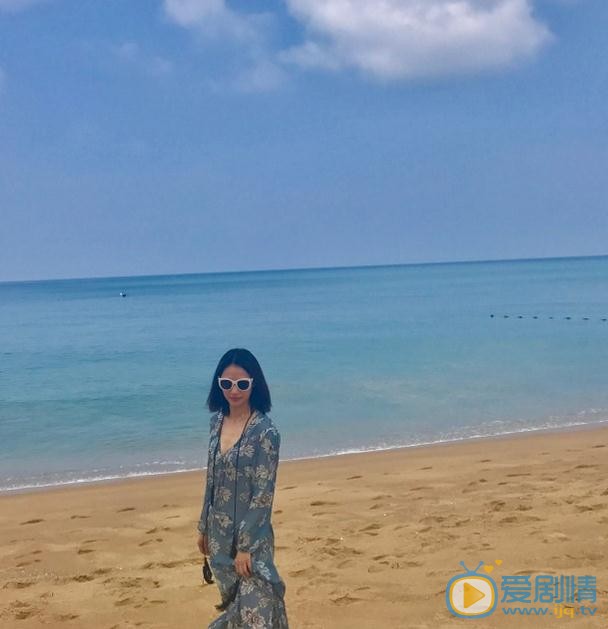 董琦海边照 董琦高清写真_董琦高清剧照