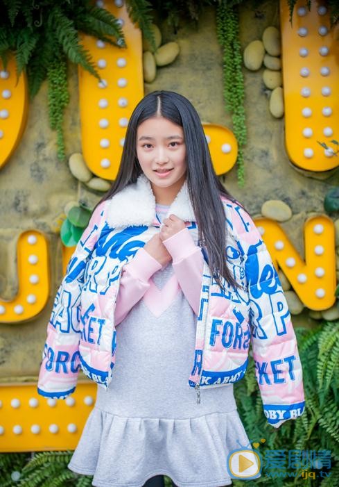 柴蔚街拍写真 柴蔚高清写真_柴蔚高清剧照