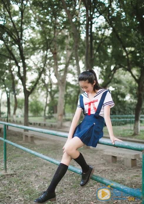 柴蔚校服写真 柴蔚高清写真_柴蔚高清剧照