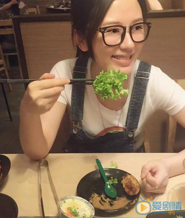 单薇生活照 单薇高清写真_单薇高清剧照