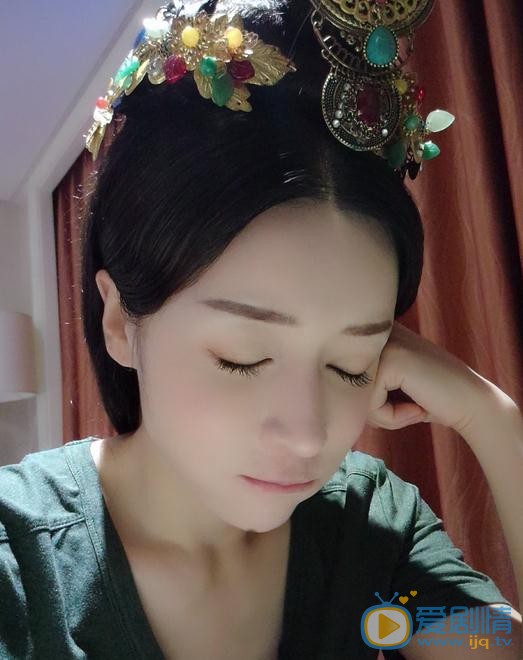 何彦霓片场照 何彦霓高清写真_何彦霓高清剧照