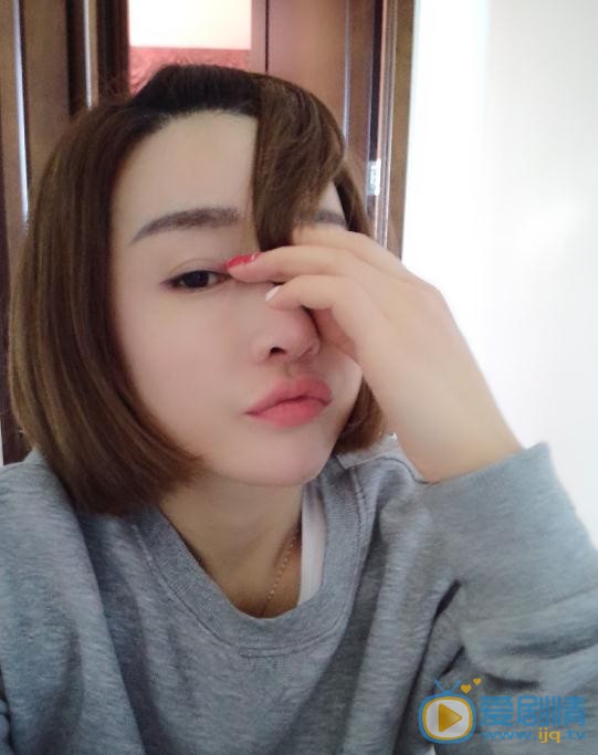 何彦霓生活照 何彦霓高清写真_何彦霓高清剧照