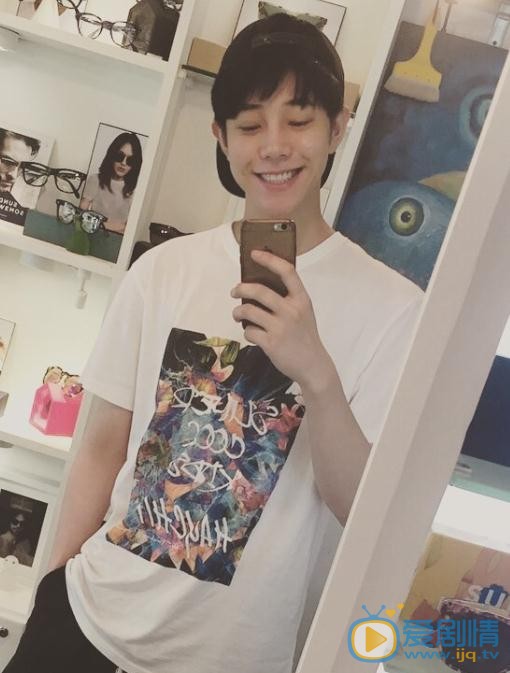 刘剑羽生活照 刘剑羽高清写真_刘剑羽高清剧照