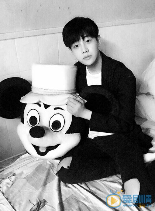 刘剑羽生活照 刘剑羽高清写真_刘剑羽高清剧照