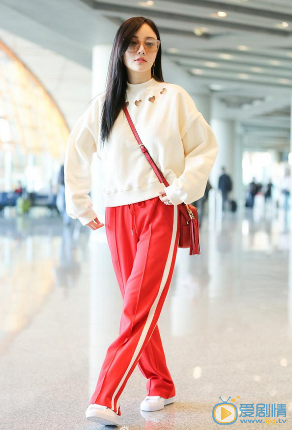 李小璐机场照 李小璐高清写真_李小璐高清剧照