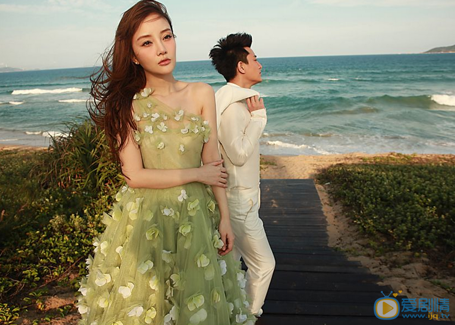 李小璐婚纱照 李小璐高清写真_李小璐高清剧照