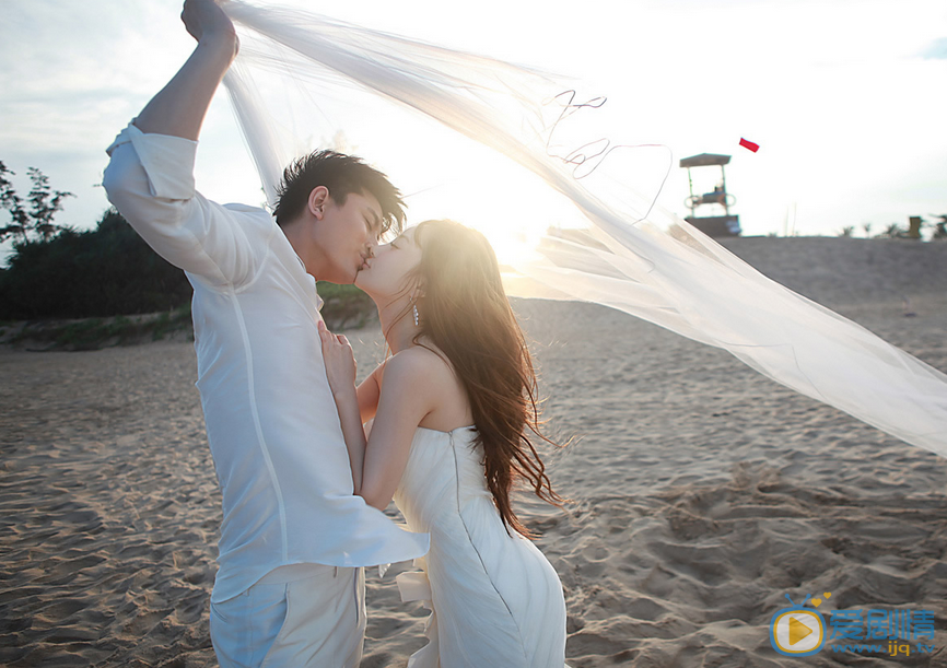 李小璐婚纱照 李小璐高清写真_李小璐高清剧照