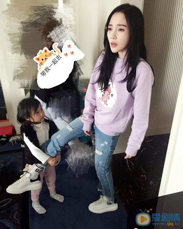 李小璐卖萌照 李小璐高清写真_李小璐高清剧照