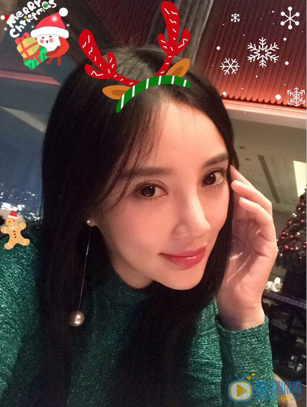 李小璐卖萌照 李小璐高清写真_李小璐高清剧照