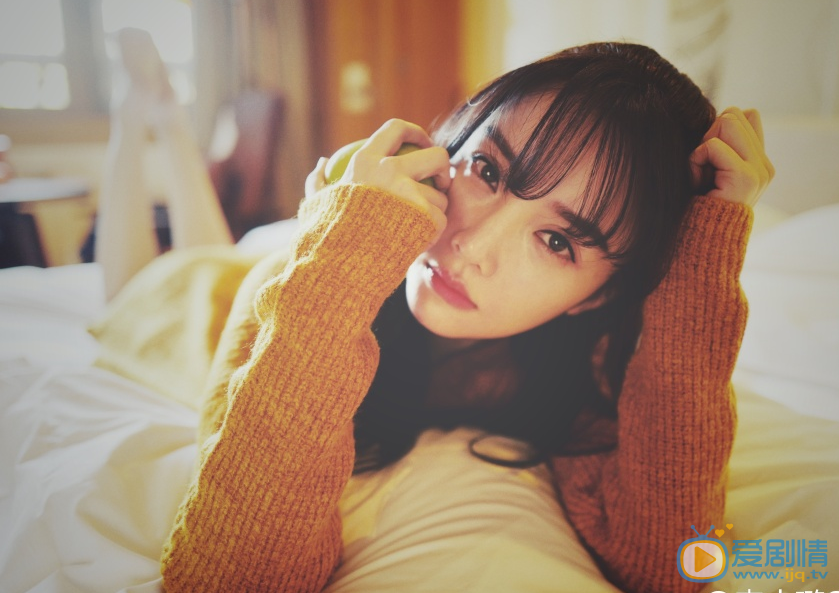 李小璐卖萌照 李小璐高清写真_李小璐高清剧照