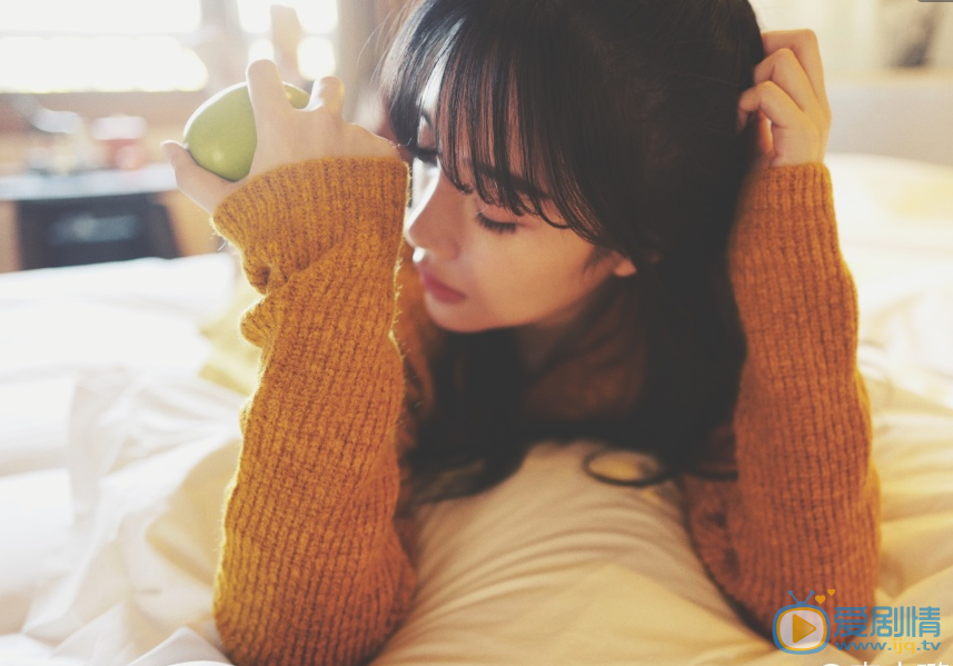李小璐卖萌照 李小璐高清写真_李小璐高清剧照