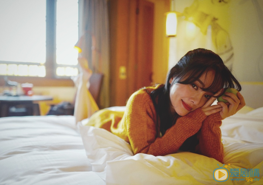 李小璐卖萌照 李小璐高清写真_李小璐高清剧照