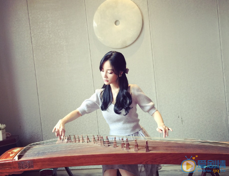 李小璐生活照 李小璐高清写真_李小璐高清剧照