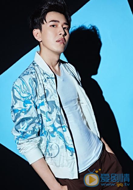 孔垂楠写真 孔垂楠高清写真_孔垂楠高清剧照