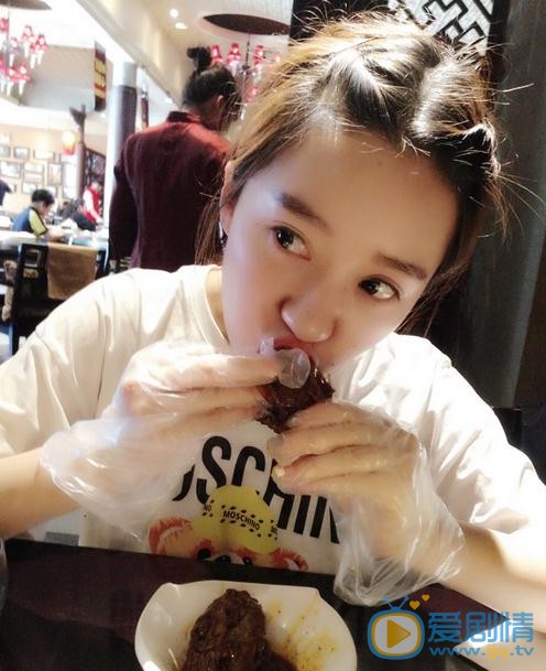 杨玥生活照 杨玥高清写真_杨玥高清剧照