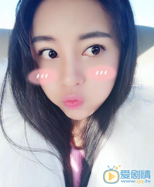 熊梓菱卖萌照 熊梓菱高清写真_熊梓菱高清剧照