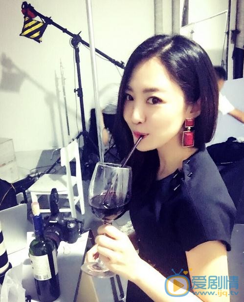 许薇生活照 许薇高清写真_许薇高清剧照