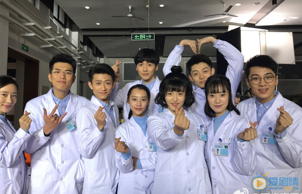 孙伟豪《春风十里不如你》剧照 孙伟豪高清写真_孙伟豪高清剧照