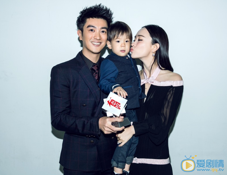 杜江杜江一家三口合影照 杜江高清写真_杜江高清剧照