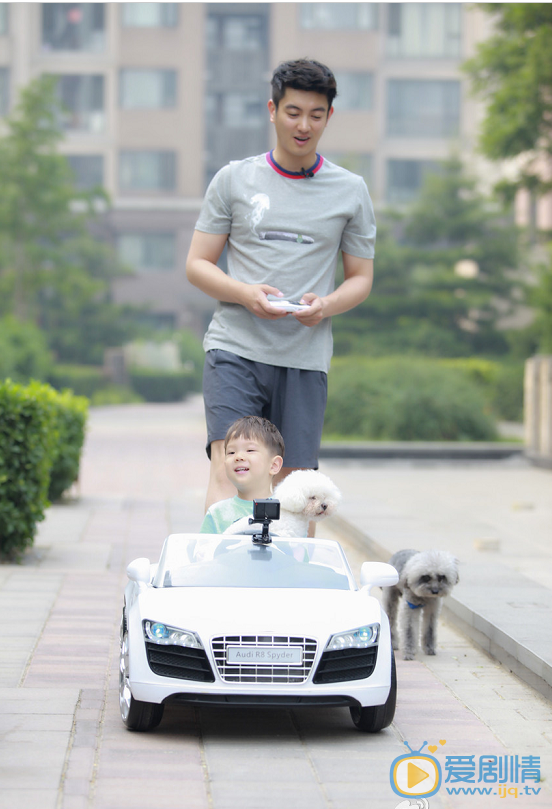 杜江《爸爸回来了》节目照 杜江高清写真_杜江高清剧照