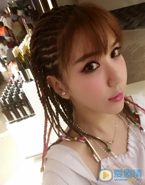 侯伊荻生活照 侯伊荻高清写真_侯伊荻高清剧照
