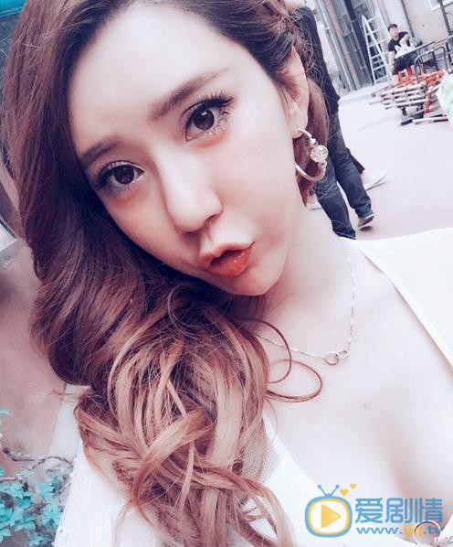 侯伊荻生活照 侯伊荻高清写真_侯伊荻高清剧照