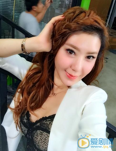 侯伊荻生活照 侯伊荻高清写真_侯伊荻高清剧照