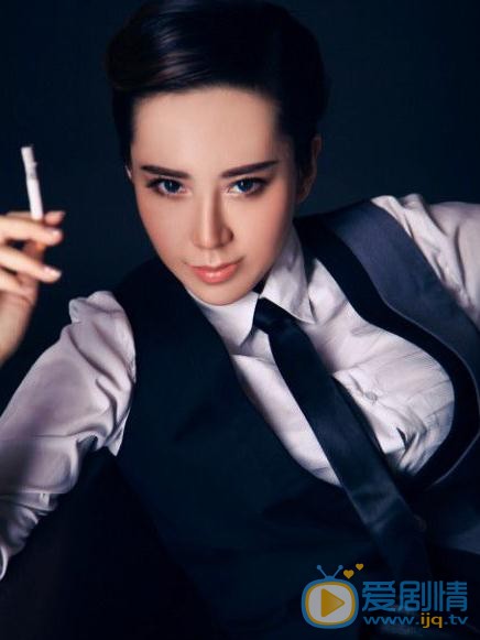 侯伊荻时尚写真 侯伊荻高清写真_侯伊荻高清剧照