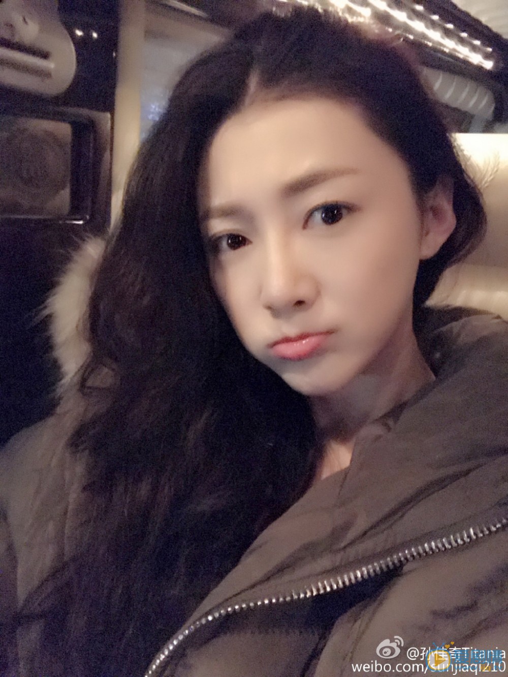 孙佳奇嘟嘴卖萌照 孙佳奇高清写真_孙佳奇高清剧照
