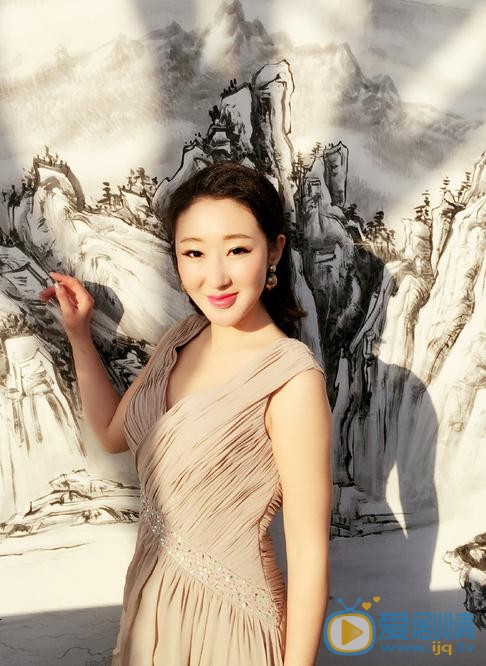 李依馨活动照 李依馨高清写真_李依馨高清剧照
