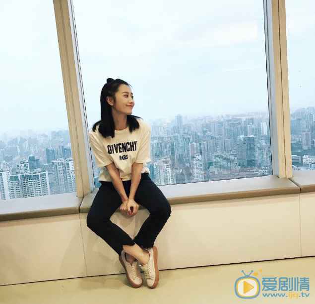 龙政璇卖萌照 龙政璇高清写真_龙政璇高清剧照