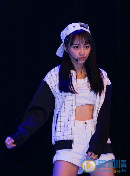 黄婷婷演唱会照 黄婷婷高清写真_黄婷婷高清剧照