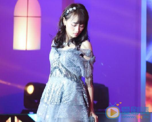 黄婷婷演唱会照 黄婷婷高清写真_黄婷婷高清剧照