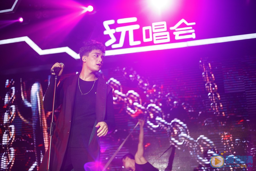 李祥祥演唱会大片 李祥祥高清写真_李祥祥高清剧照