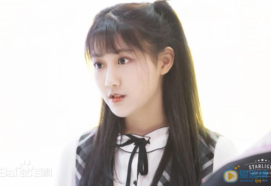 李艺彤清纯甜美写真 李艺彤高清写真_李艺彤高清剧照
