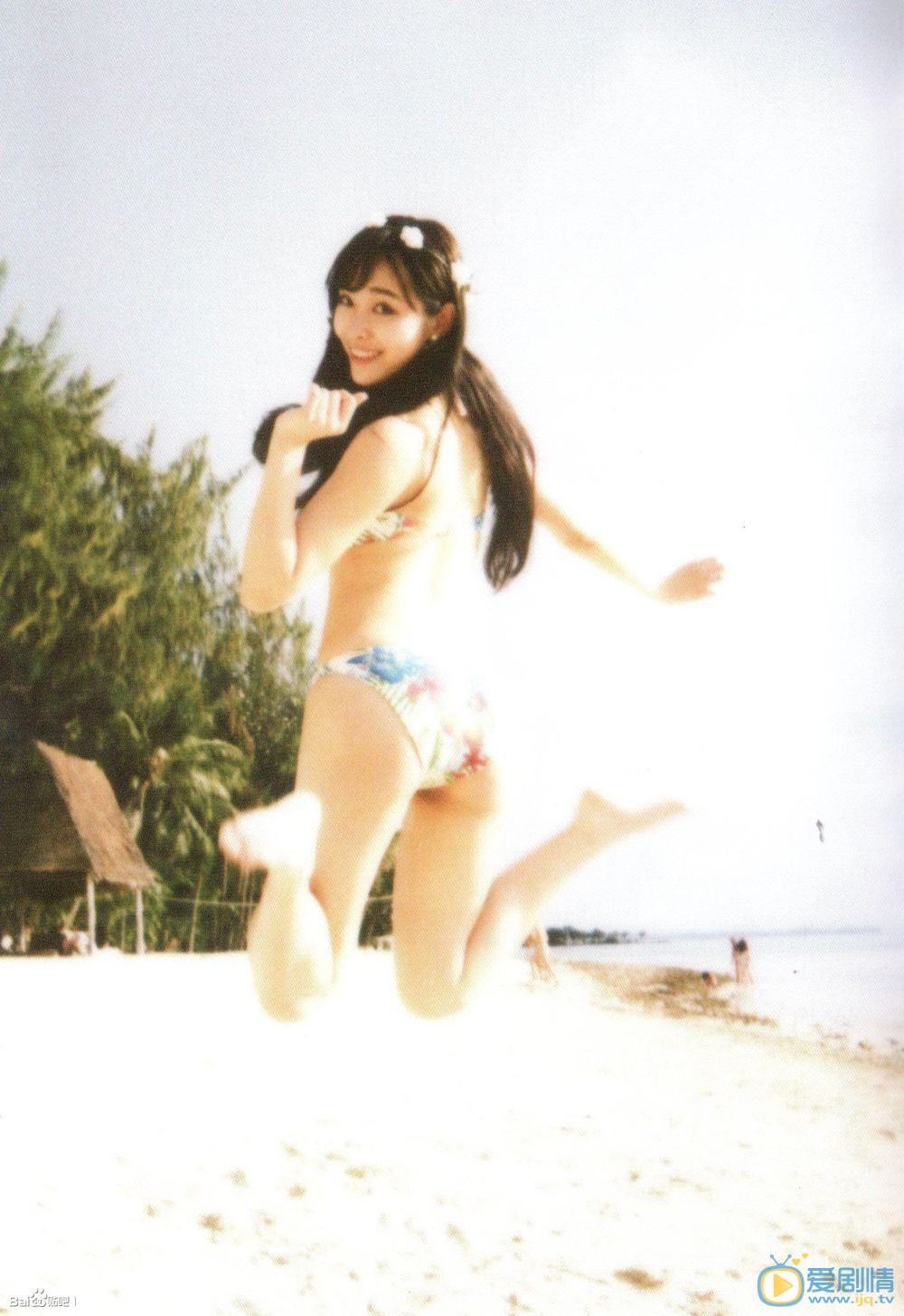 许佳琪随性街拍 许佳琪高清写真_许佳琪高清剧照