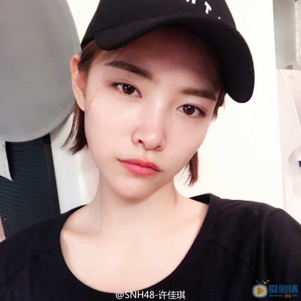 许佳琪生活照 许佳琪高清写真_许佳琪高清剧照