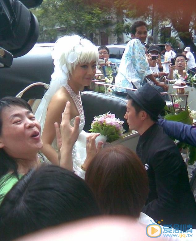 张茜结婚照 张茜高清写真_张茜高清剧照